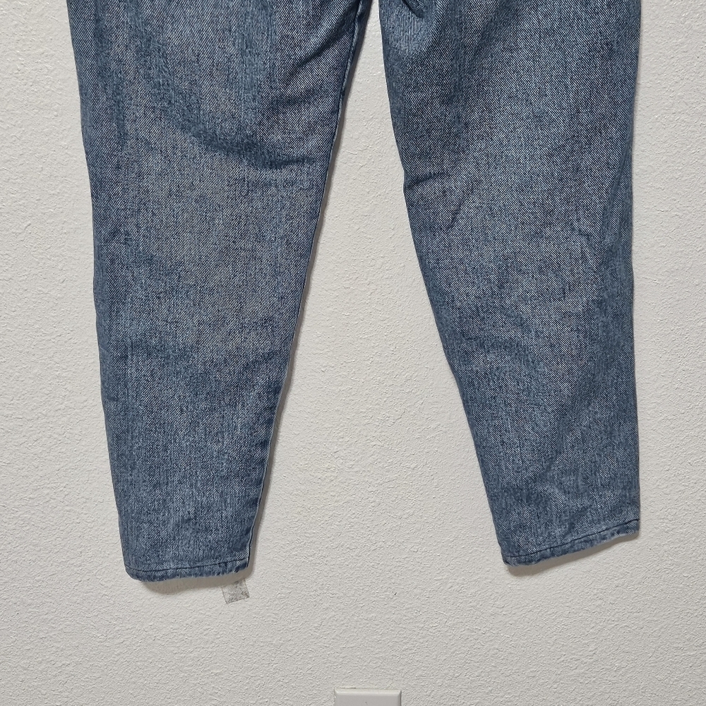 BILL BLASS HIGH RISE JEANS - Picture 8 of 16